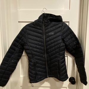 Mountain Hardware Black Puffer Jacket